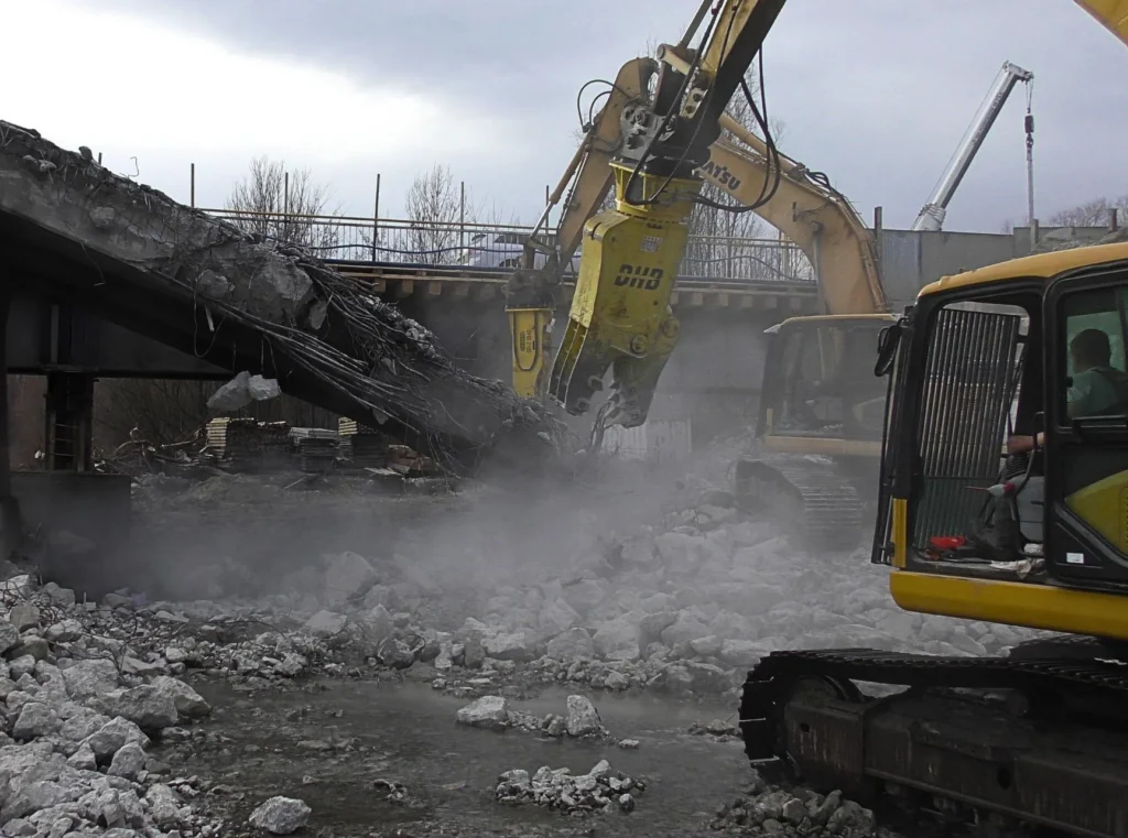 Parametry nożyc do wyburzeń