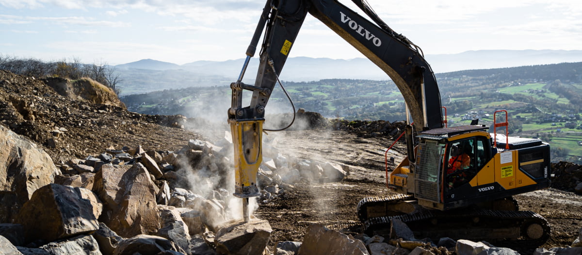 Jak dobrać młot hydrauliczny do koparki