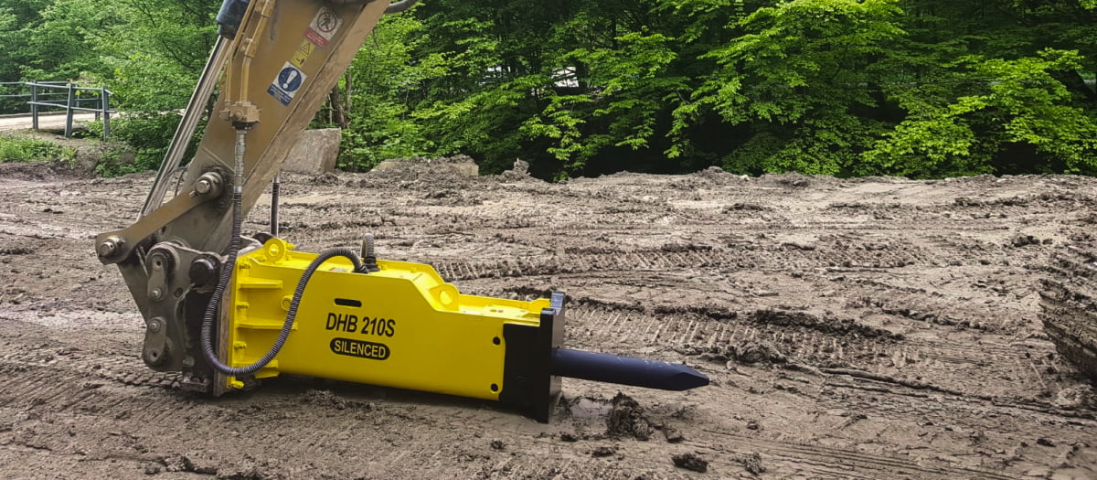 Mocowanie osprzętu do koparki