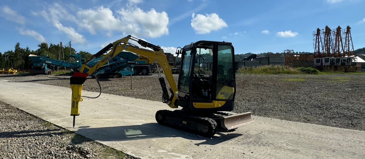 Jak wybrać najlepszy młot hydrauliczny do minikoparki?